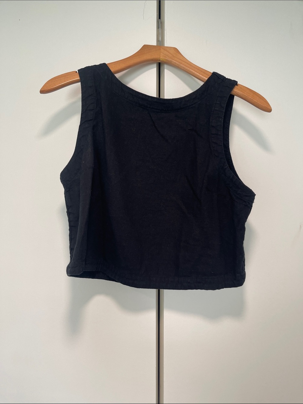 Women's linen Black Cropped Tank Top
